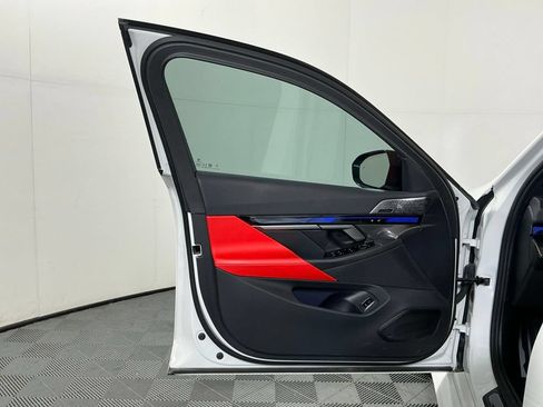 Used 2026 BMW M5 w/ Carbon Package AWD/4WD image 19