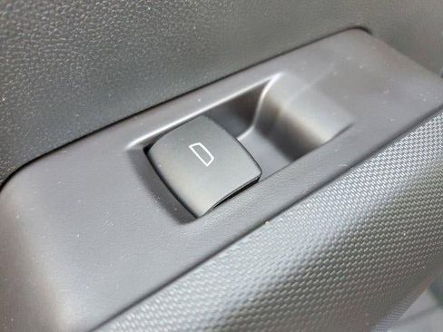 New 2026 GMC Canyon Elevation image 13