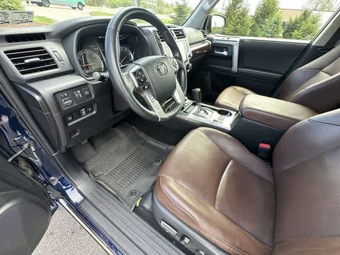 Used 2023 Toyota 4Runner Limited AWD/4WD image 17