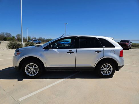 Used 2013 Ford Edge SE image 6