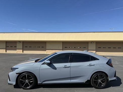 Used 2021 Honda Civic Sport image 4