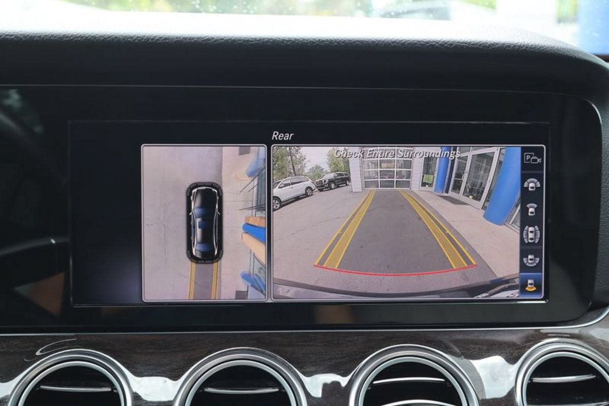 Used 2019 Mercedes-Benz E 450 4MATIC Sedan w/ Premium Package image 22
