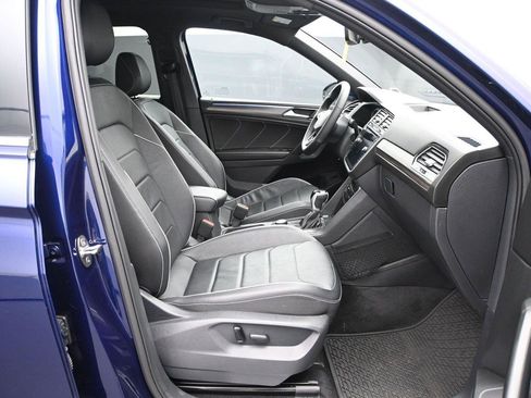 Used 2024 Volkswagen Tiguan SEL R-Line AWD/4WD image 17