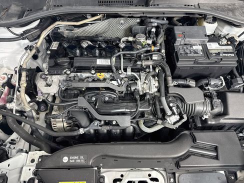 Used 2023 Toyota Corolla Cross L FWD image 39