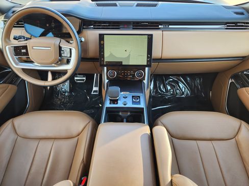 Certified 2023 Land Rover Range Rover Autobiography AWD/4WD image 23