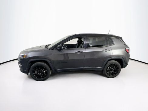 Used 2022 Jeep Compass Latitude w/ Convenience Group AWD/4WD image 8