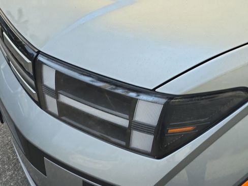 Used 2024 Hyundai Santa Fe SEL image 9