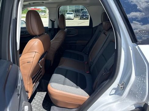 Used 2021 Ford Bronco Sport Outer Banks w/ Outer Banks Package AWD/4WD image 10