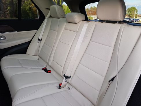 Certified 2023 Mercedes-Benz GLE 350 4MATIC image 16