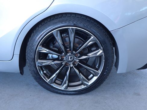 Used 2022 Lexus IS 350 F Sport image 11