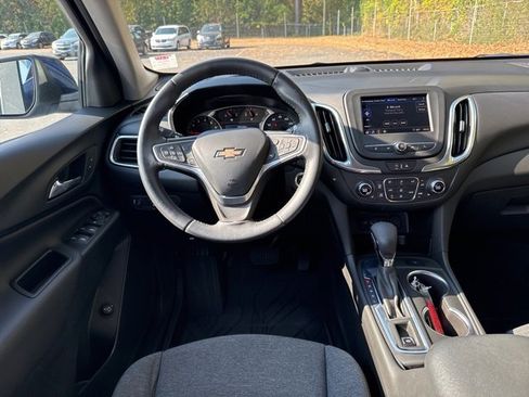 Used 2022 Chevrolet Equinox LT image 20