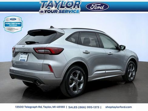 Certified 2023 Ford Escape ST-Line w/ Tech Pack #1 AWD/4WD image 3