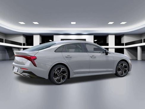New 2026 Kia K5 GT-Line image 6