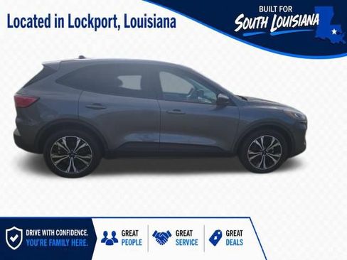 Used 2022 Ford Escape SE w/ SE Sport Appearance Package FWD image 10