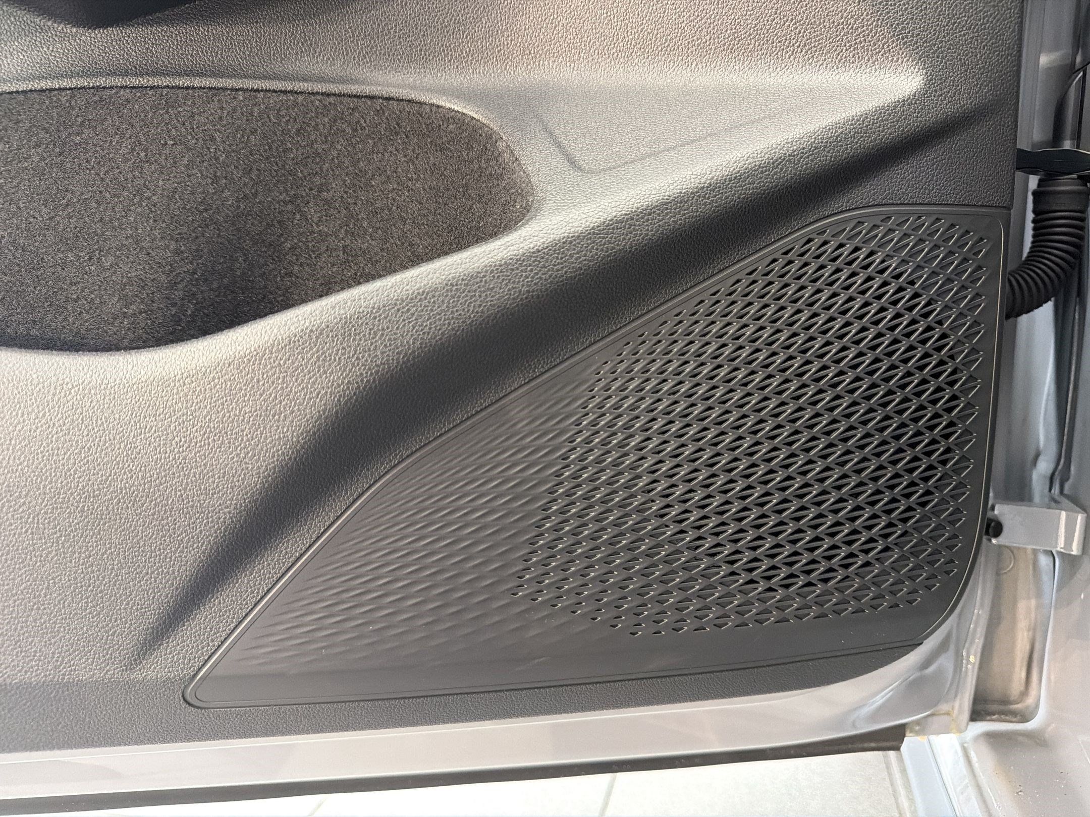New 2026 Volkswagen Golf SE FWD image 28