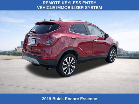 Used 2019 Buick Encore Essence AWD/4WD image 5