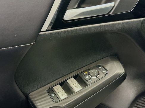 Used 2024 Mitsubishi Outlander SE Black Edition image 15