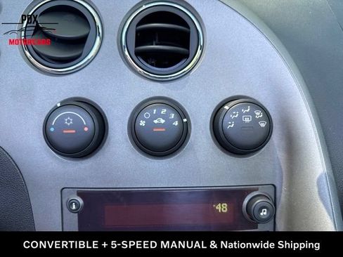 Used 2008 Pontiac Solstice Convertible w/ Preferred Package RWD image 20