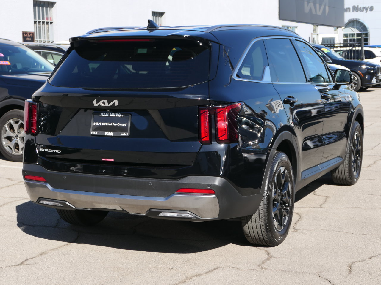 Certified 2026 Kia Sorento S FWD image 2