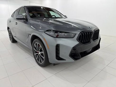 Certified 2024 BMW X6 xDrive40i w/ Premium Package AWD/4WD image 7