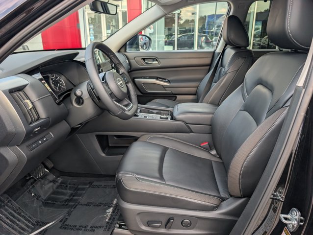Certified 2024 Nissan Pathfinder SL AWD/4WD image 18