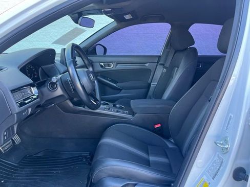 Used 2023 Honda Civic Sport image 4