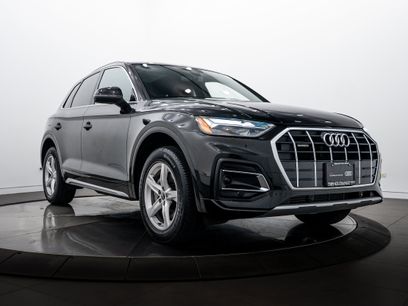 Certified 2023 Audi Q5 2.0T Premium w/ Convenience Package