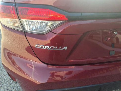 Certified 2024 Toyota Corolla SE w/ SE Premium Package FWD image 24