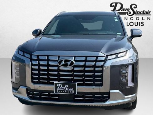 Used 2024 Hyundai Palisade Calligraphy image 2