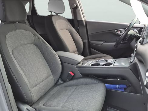 Used 2021 Hyundai Kona SEL FWD image 14