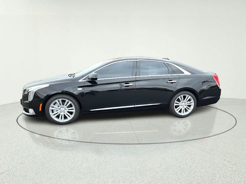 Used 2019 Cadillac XTS Luxury FWD image 3