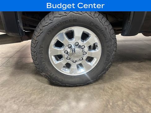 Used 2011 GMC Sierra 2500 SLE AWD/4WD image 9
