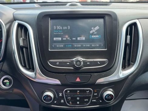 Used 2018 Chevrolet Equinox LT AWD/4WD image 7