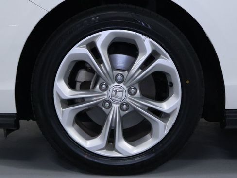 Used 2023 Honda Accord LX image 31