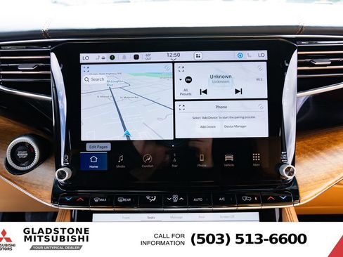 Used 2022 Jeep Grand Wagoneer Series III w/ Rear Seat Video Group 1 AWD/4WD image 14