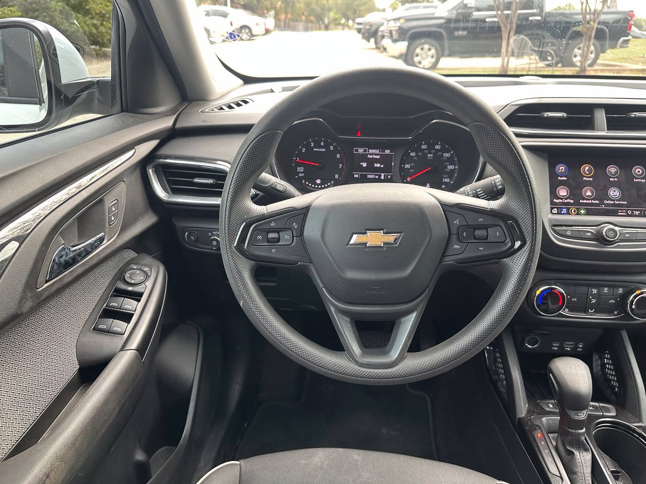 Used 2023 Chevrolet TrailBlazer LT FWD image 13