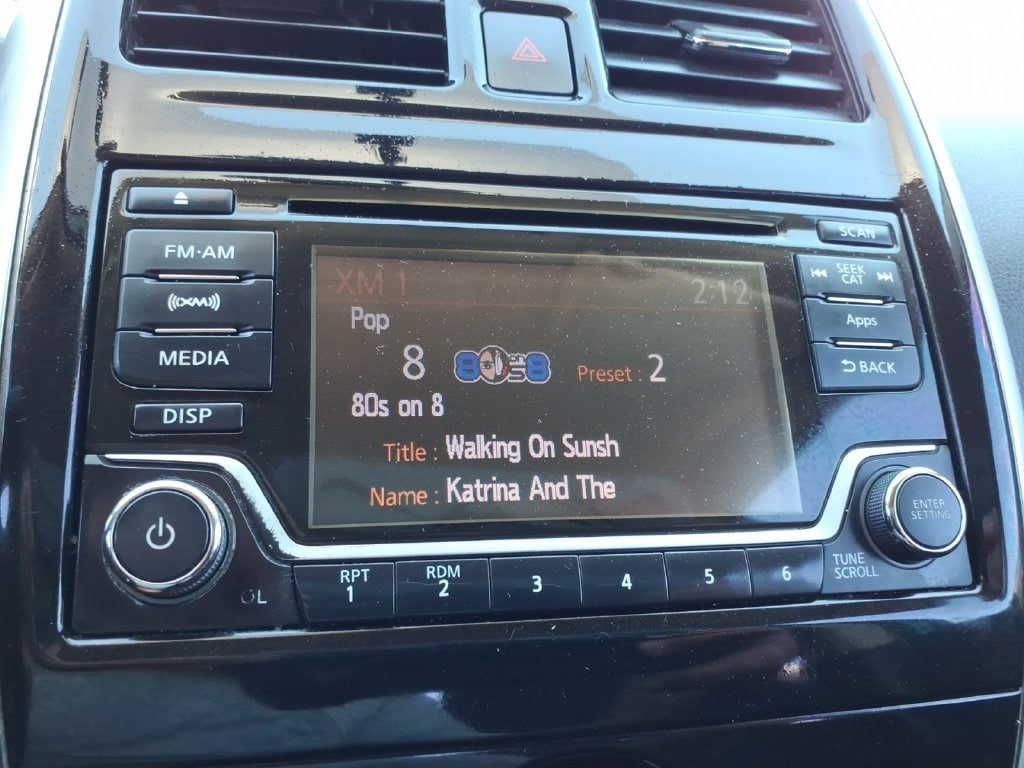 Used 2015 Nissan Versa Note SV w/ SV Convenience Package FWD image 3
