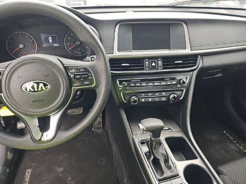 Used 2018 Kia Optima LX FWD image 10