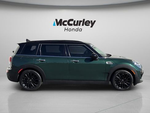 Used 2019 MINI Cooper Clubman w/ Storage Package FWD image 2