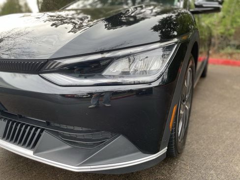 Used 2024 Kia EV6 Light image 11