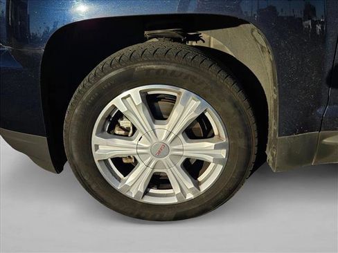 Used 2017 GMC Terrain SLE image 20