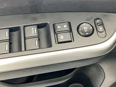 Used 2015 Honda CR-V EX-L image 16