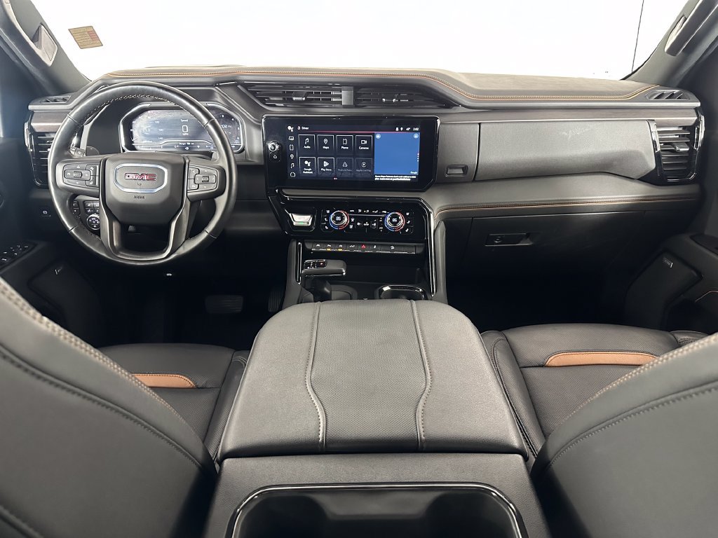 Used 2024 GMC Sierra 1500 AT4 w/ Technology Package AWD/4WD image 9