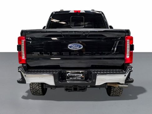 Used 2023 Ford F250 Lariat w/ Sport Appearance Package image 7