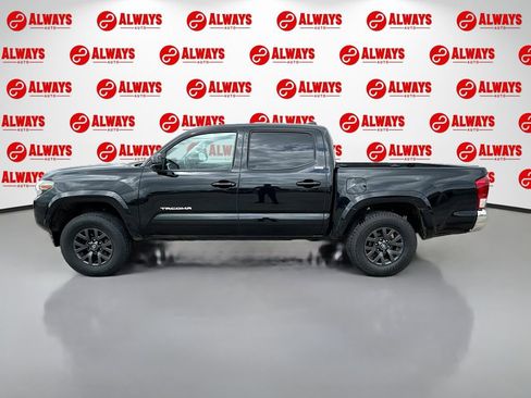 Used 2021 Toyota Tacoma SR5 w/ SR5 Appearance Package (SM) RWD image 10