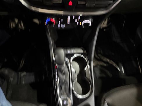 Used 2024 Buick Encore GX Sport Touring w/ Comfort Package FWD image 21