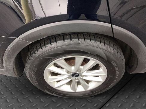 Used 2020 Kia Sorento LX image 24