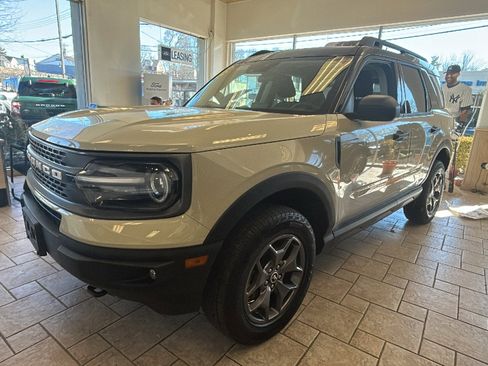Used 2024 Ford Bronco Sport Badlands AWD/4WD image 2
