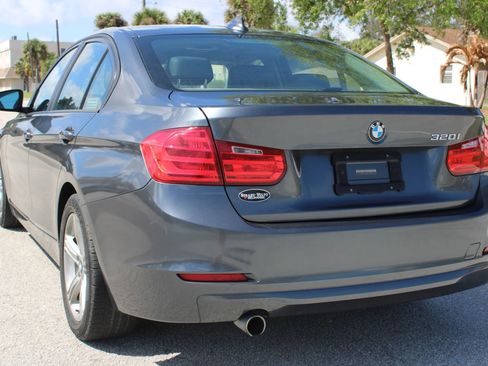 Used 2015 BMW 320i Sedan image 4