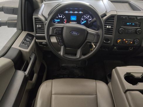 Used 2019 Ford F250 XL w/ Power Equipment Group RWD image 22